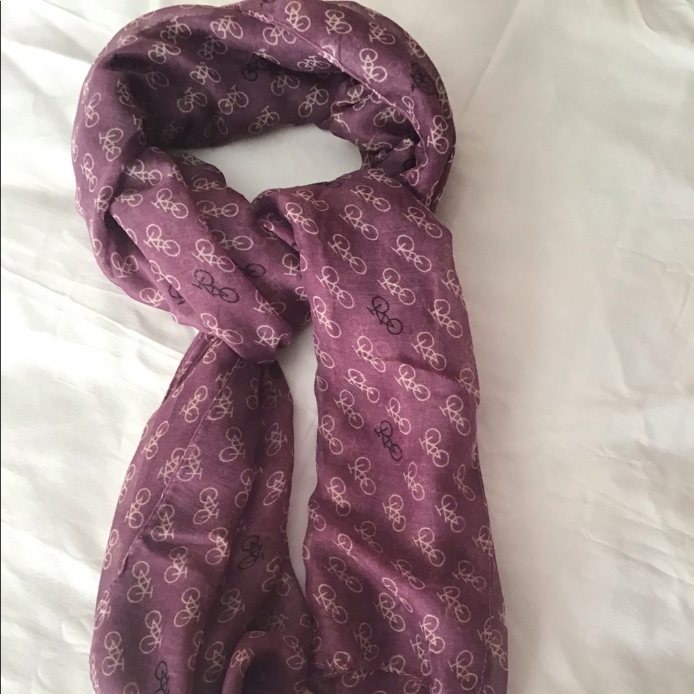 Joy Susan Scarf, bicycle print 🚴‍♀️